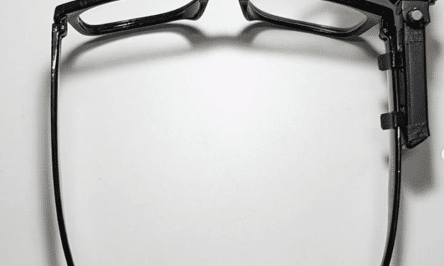 Stanford Students Create AI Glasses That Transcribe Speech in Real-Time for Deaf People