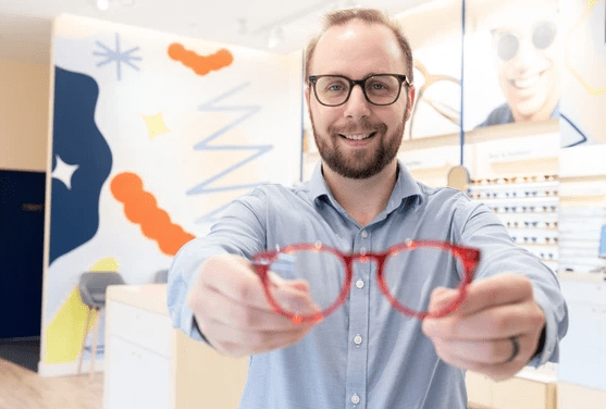 Saskatchewan’s first Bailey Nelson eyewear outlet opens in Midtown