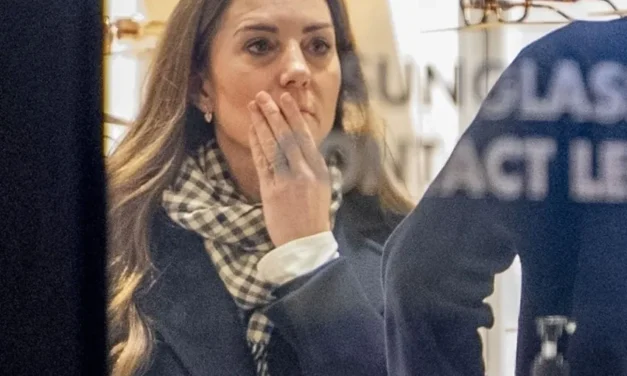 Kate Middleton spotted shopping for glasses during rare solo outing in London